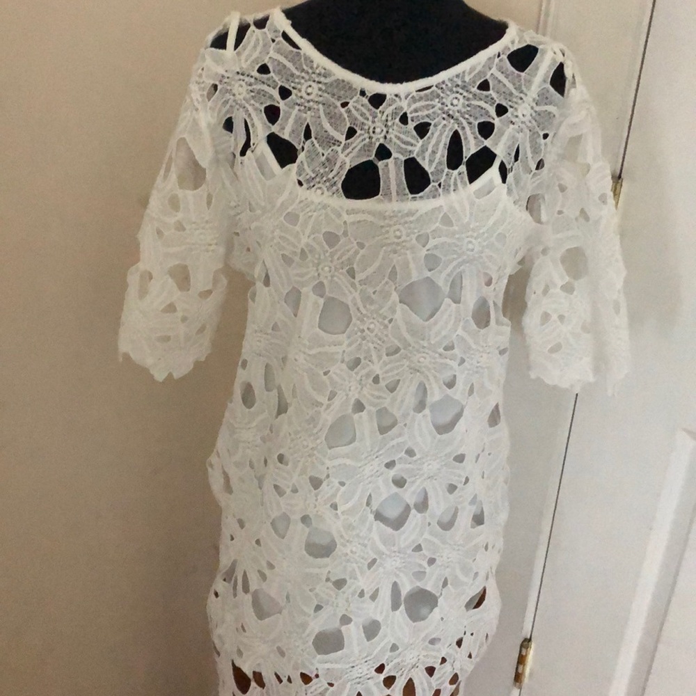 Fashion Union Size small White Floral cutout dress